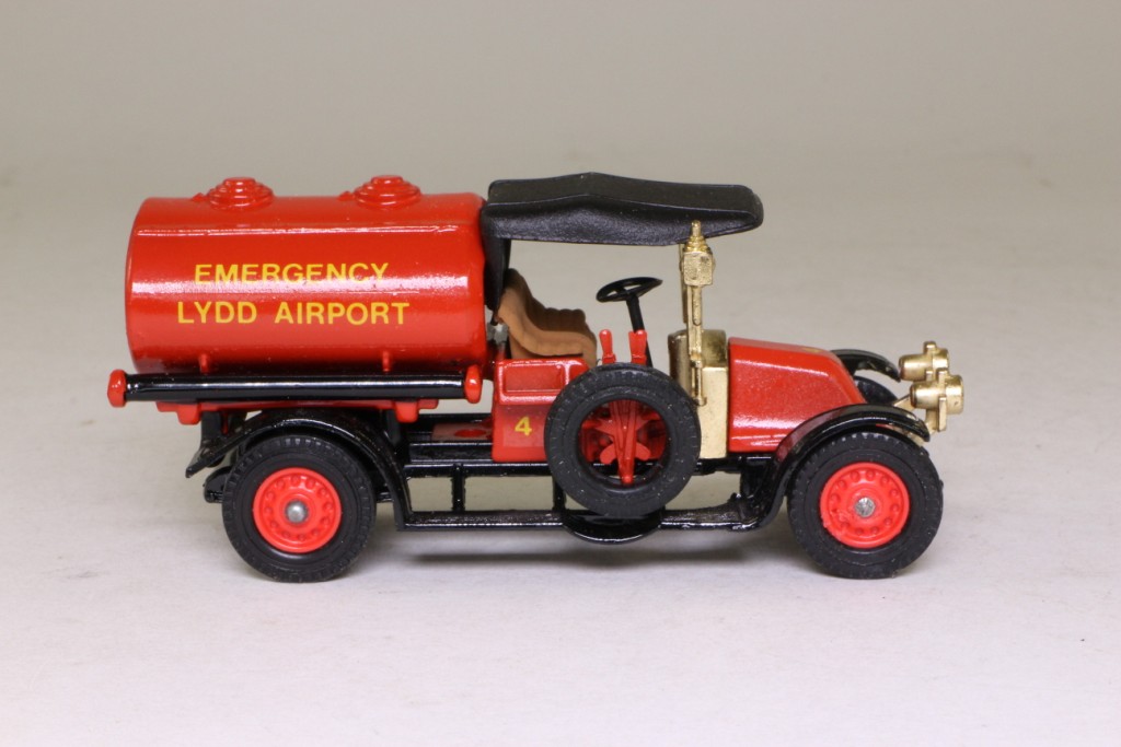AC69; Lydd Airport Tender Fire Service Water Tanker; 1910 Renault Type AG Van